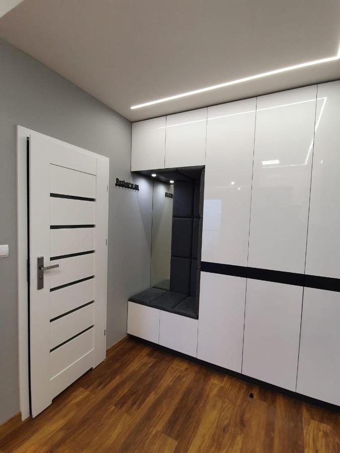 Nowe Apartamenty Ilawa Odnowiciela Z Klimatyzacja Esterno foto